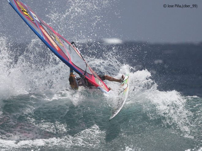 Ricardo Campello  looking Spectacular